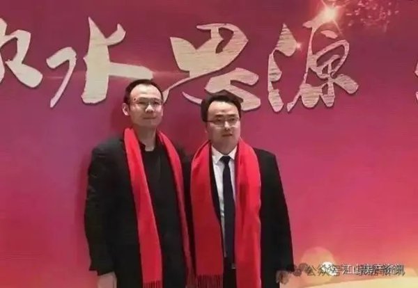 重磅，上市家居龙头高管接连离任，上半年净利瞻望减少9成！